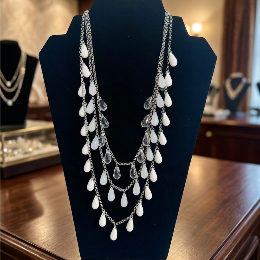 Chic Silver and White Teardrop Necklace